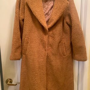 Talulah Teddy Coat NWOT. Never worn camel color. Very warm. Pet/ smoke free home